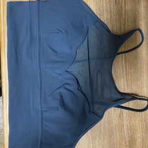 Lululemon sports bra